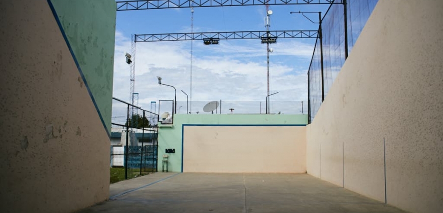 Cancha de Pelota a Paleta “Osvaldo y Omar Sanz”