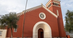 Parroquia “Cristo Rey” y Plaza