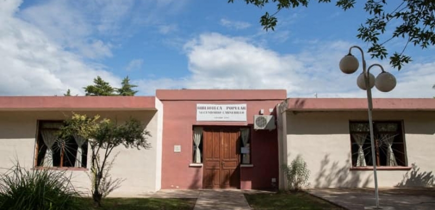 Biblioteca Popular Secundario “Carnerillo”