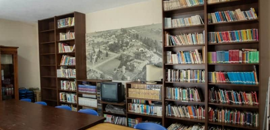 Biblioteca Popular Secundario “Carnerillo”