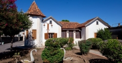Casa de Familia  “Rina”