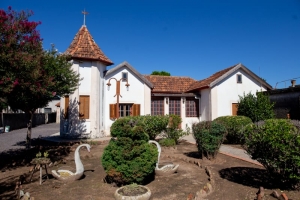 Casa de Familia  “Rina”