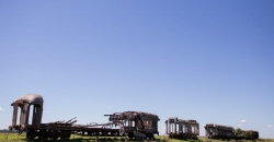 Estación Ferrocarril y Vagones Abandonados