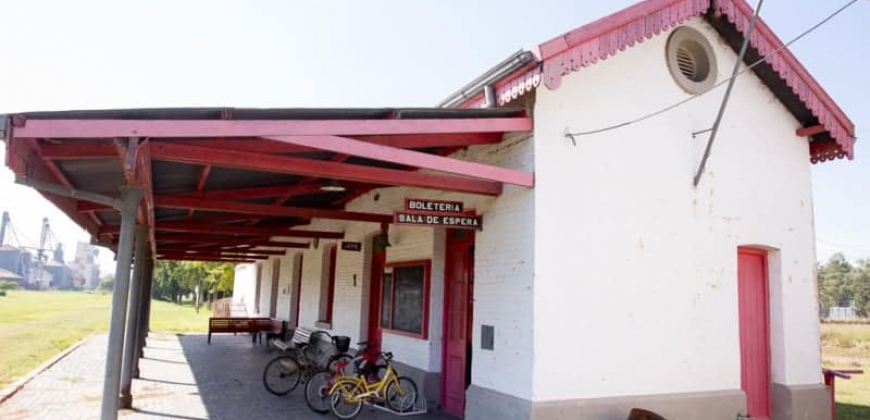 Estación Ferroviaria “Gral. Bartolome Mitre”